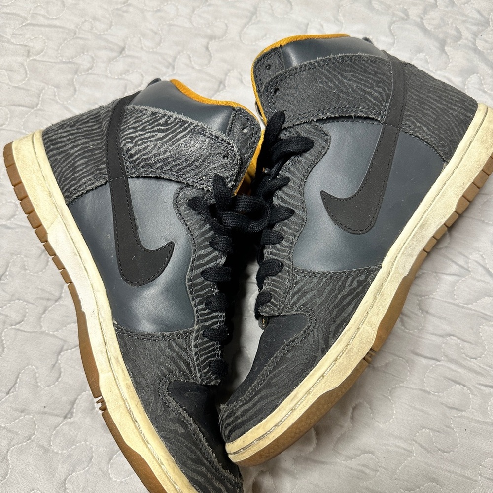 Nike Anthracite and Black Dunk Hi Skinny Print
